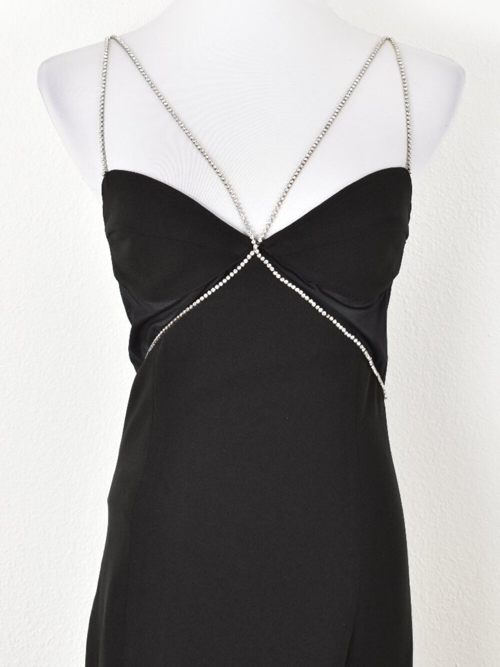 Heiress Beverly Hills Diamante Cutout Crepe Midi Dress - Picture 2 of 12